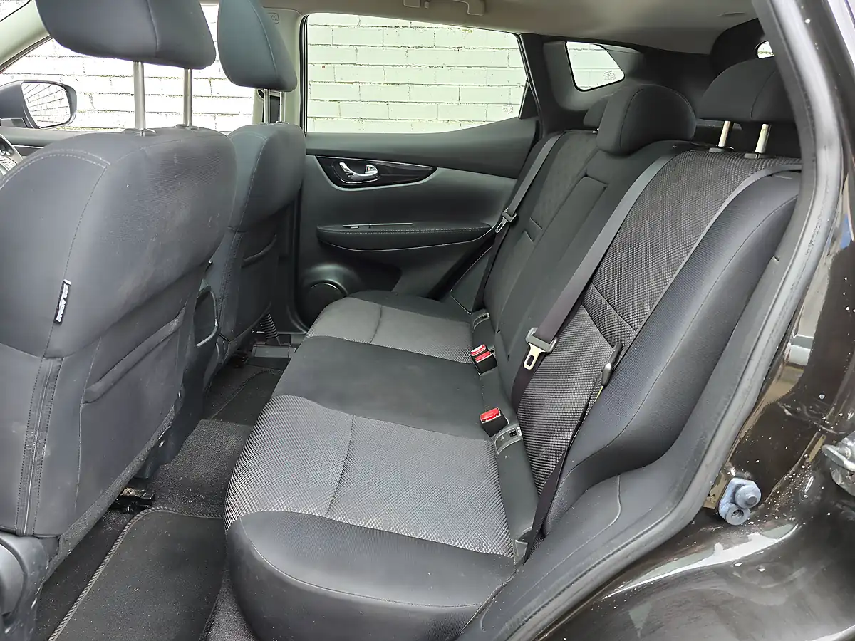 Used 2014 Nissan Qashqai N-Tec+ Black - Interior and Exterior details 15