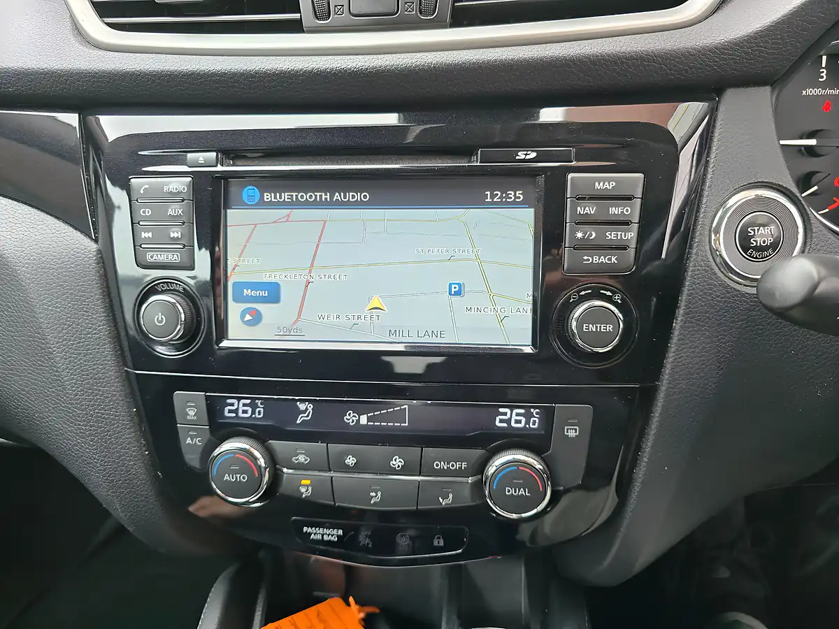 Used 2014 Nissan Qashqai N-Tec+ Black - Interior and Exterior details 20