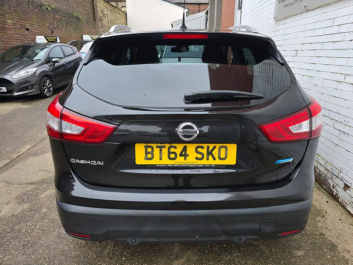Used 2014 Nissan Qashqai N-Tec+ Black - Interior and Exterior details 9
