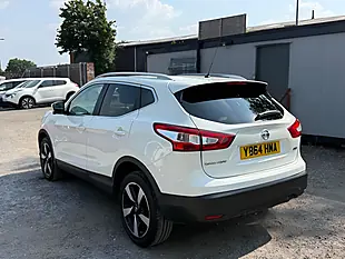Used 2014 Nissan Qashqai N-Tec+ White - Interior and Exterior details 4