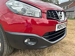 Used 2014 Nissan Qashqai Qashqai+2 Red - Interior and Exterior details 9
