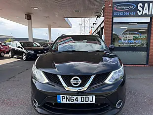 Used 2014 Nissan Qashqai Tekna Black - Interior and Exterior details 3