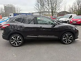 Used 2014 Nissan Qashqai Tekna Black - Interior and Exterior details 7