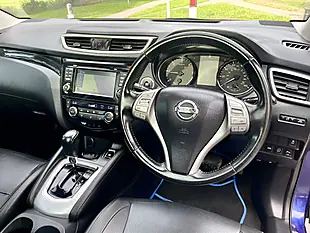 Used 2014 Nissan Qashqai Tekna Blue - Interior and Exterior details 15