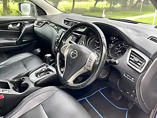 Used 2014 Nissan Qashqai Tekna Blue - Interior and Exterior details 18