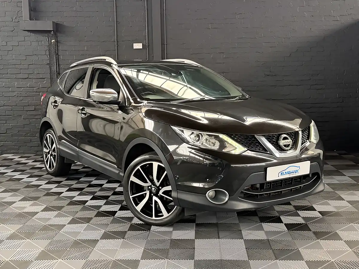 Used 2014 Nissan Qashqai Tekna - Interior and Exterior details 13