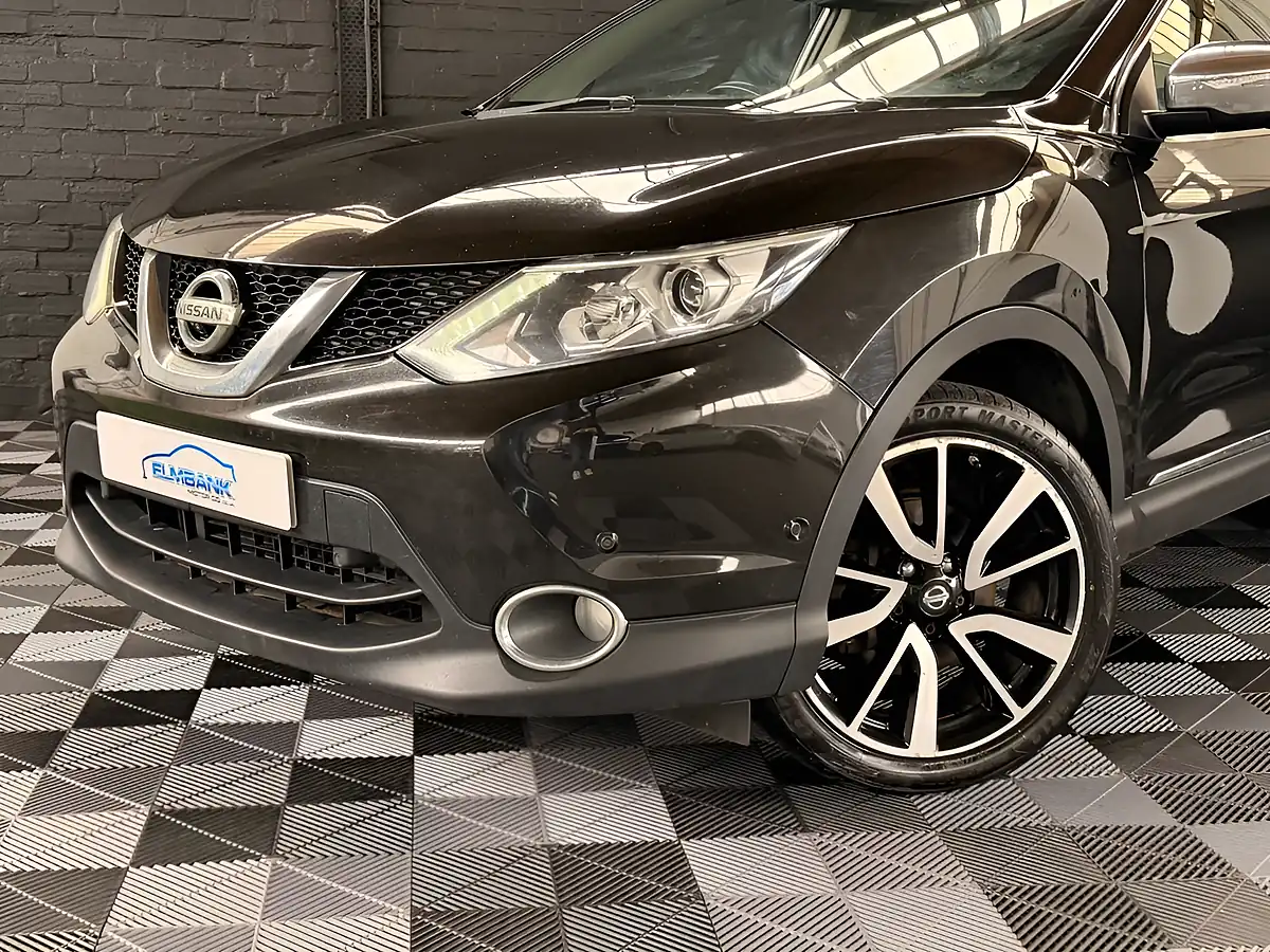 Used 2014 Nissan Qashqai Tekna - Interior and Exterior details 2