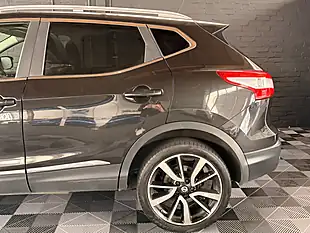 Used 2014 Nissan Qashqai Tekna - Interior and Exterior details 5