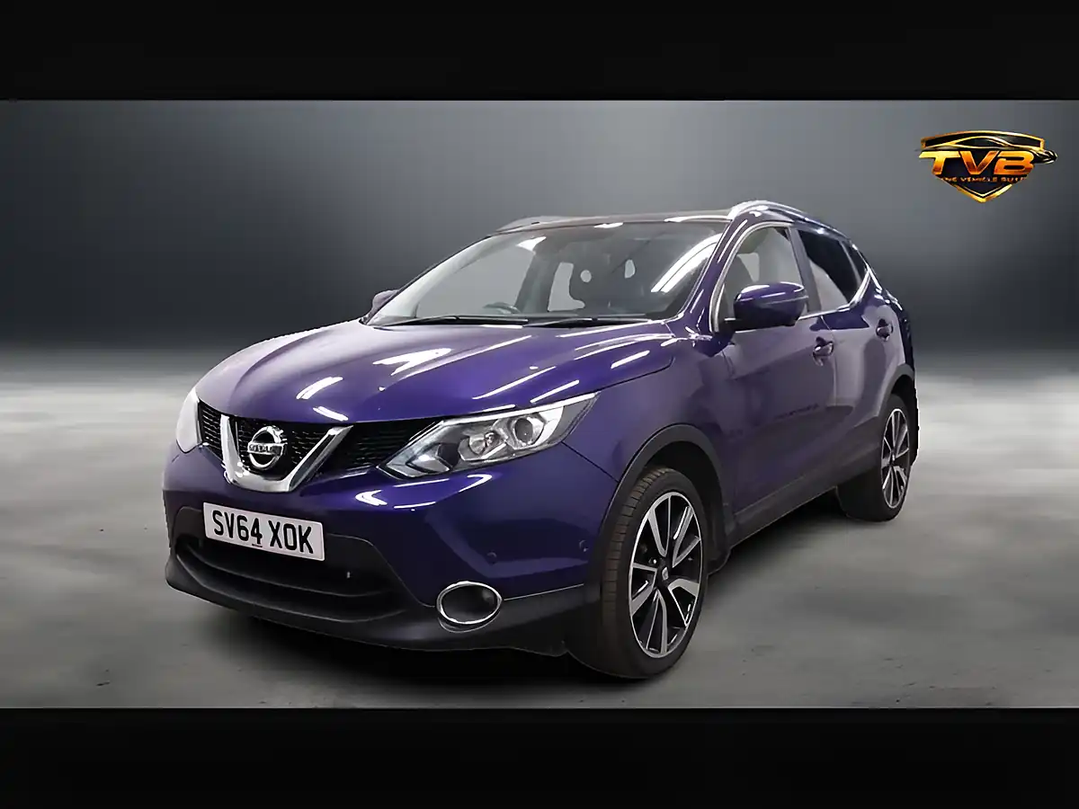 Used 2014 Nissan Qashqai Tekna Ink Blue - Interior and Exterior details 7