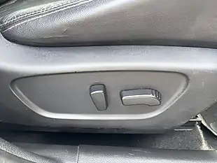 Used 2014 Nissan Qashqai Tekna Silver - Interior and Exterior details 11