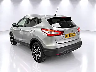 Used 2014 Nissan Qashqai Tekna Silver - Interior and Exterior details 6