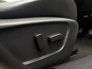 Used 2014 Nissan Qashqai Tekna White - Interior and Exterior details 13