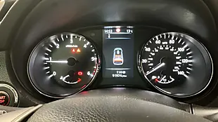 Used 2014 Nissan Qashqai Tekna White - Interior and Exterior details 9