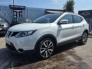 Used 2014 Nissan Qashqai Tekna White - Interior and Exterior details 3