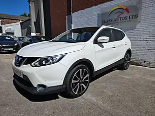 Used 2014 Nissan Qashqai Tekna White - Interior and Exterior details 7