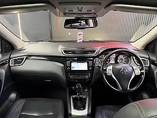 Used 2014 Nissan Qashqai Tekna Xtron Black - Interior and Exterior details 11
