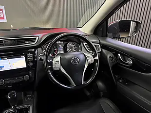 Used 2014 Nissan Qashqai Tekna Xtron Black - Interior and Exterior details 12