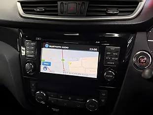 Used 2014 Nissan Qashqai Tekna Xtron Black - Interior and Exterior details 15
