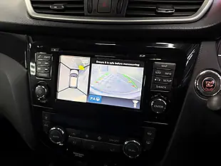 Used 2014 Nissan Qashqai Tekna Xtron Black - Interior and Exterior details 16