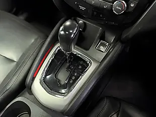 Used 2014 Nissan Qashqai Tekna Xtron Black - Interior and Exterior details 18
