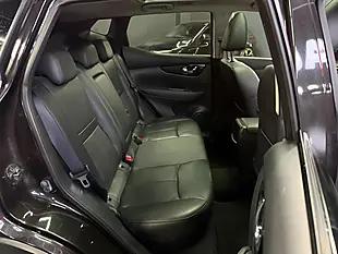 Used 2014 Nissan Qashqai Tekna Xtron Black - Interior and Exterior details 9