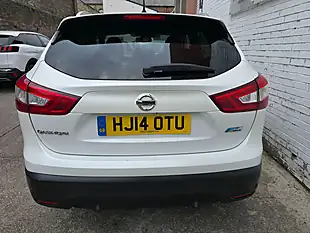Used 2014 Nissan Qashqai Tekna Xtron White - Interior and Exterior details 9