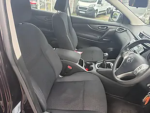 Used 2014 Nissan Qashqai Visia Black - Interior and Exterior details 12
