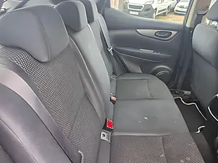 Used 2014 Nissan Qashqai Visia Black - Interior and Exterior details 13