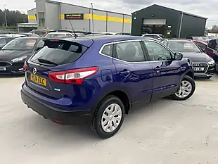 Used 2014 Nissan Qashqai Visia Blue - Interior and Exterior details 11