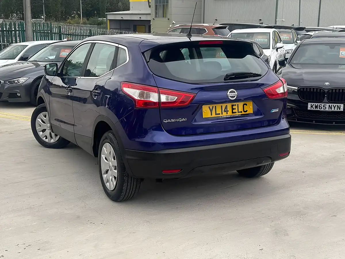 Used 2014 Nissan Qashqai Visia Blue - Interior and Exterior details 4