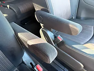 Used 2014 Nissan Serena Highway Star White - Interior and Exterior details 12