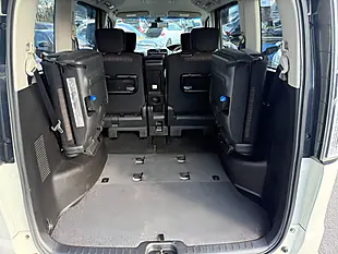 Used 2014 Nissan Serena Highway Star White - Interior and Exterior details 19