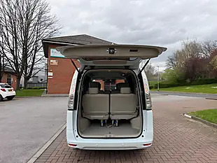 Used 2014 Nissan Serena S White - Interior and Exterior details 10