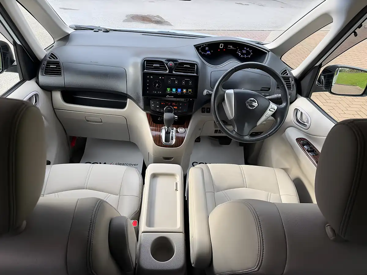 Used 2014 Nissan Serena S White - Interior and Exterior details 16