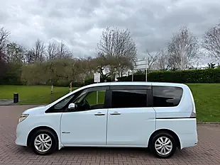 Used 2014 Nissan Serena S White - Interior and Exterior details 4