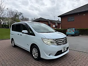 Used 2014 Nissan Serena S White - Interior and Exterior details 8