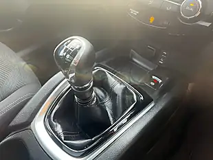 Used 2014 Nissan X-Trail Acenta Blue - Interior and Exterior details 11