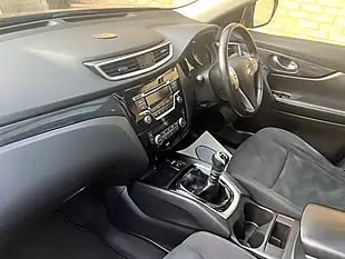Used 2014 Nissan X-Trail Acenta Blue - Interior and Exterior details 9