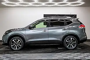 Used 2014 Nissan X-Trail N-Tec Gun Metallic - Interior and Exterior details 6