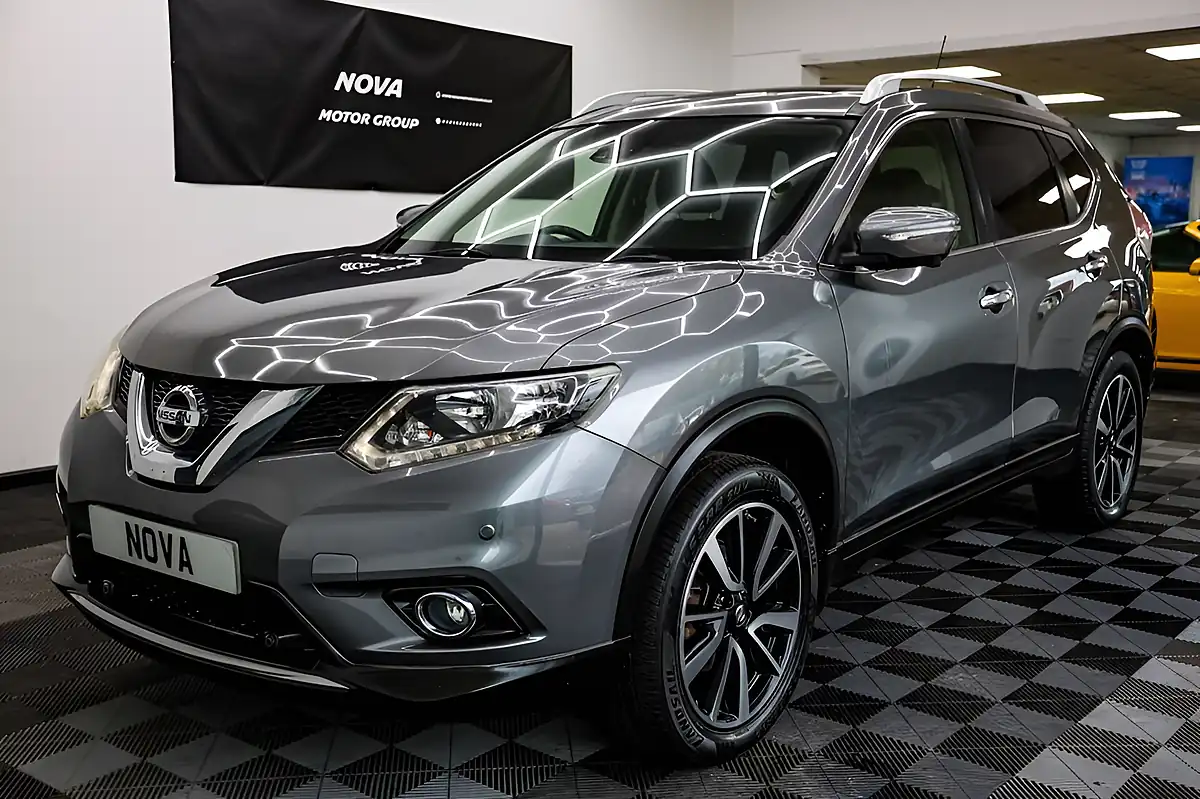 Used 2014 Nissan X-Trail N-Tec Gun Metallic - Interior and Exterior details 7