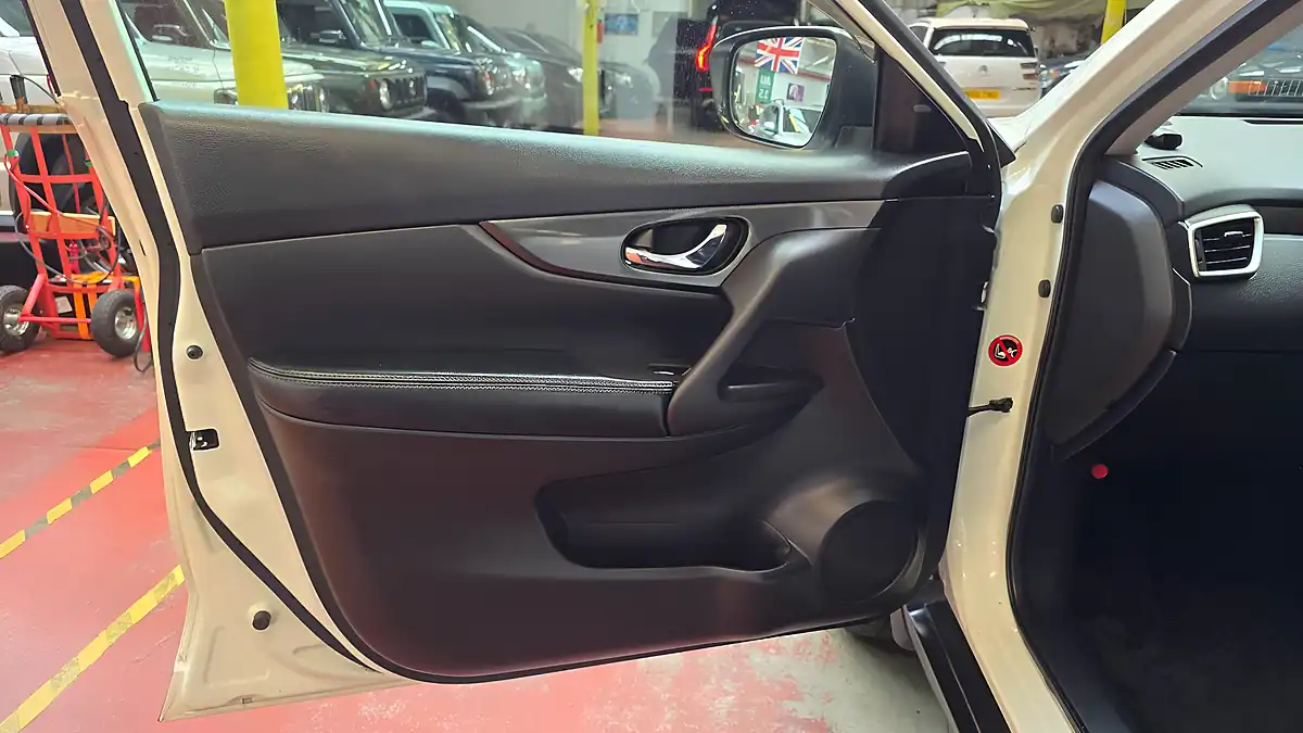 Used 2014 Nissan X-Trail Other 7 Seater Other - Interior and Exterior details 14