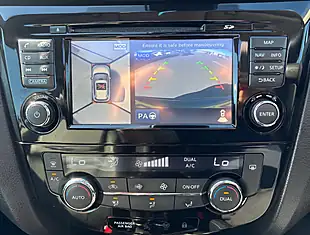 Used 2014 Nissan X-Trail Tekna Black - Interior and Exterior details 16