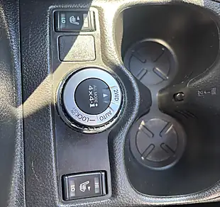 Used 2014 Nissan X-Trail Tekna Black - Interior and Exterior details 18