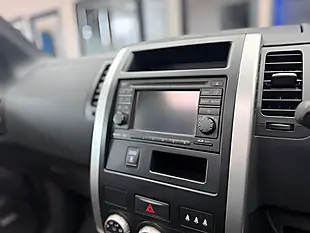 Used 2014 Nissan X-Trail Tekna Grey - Interior and Exterior details 12