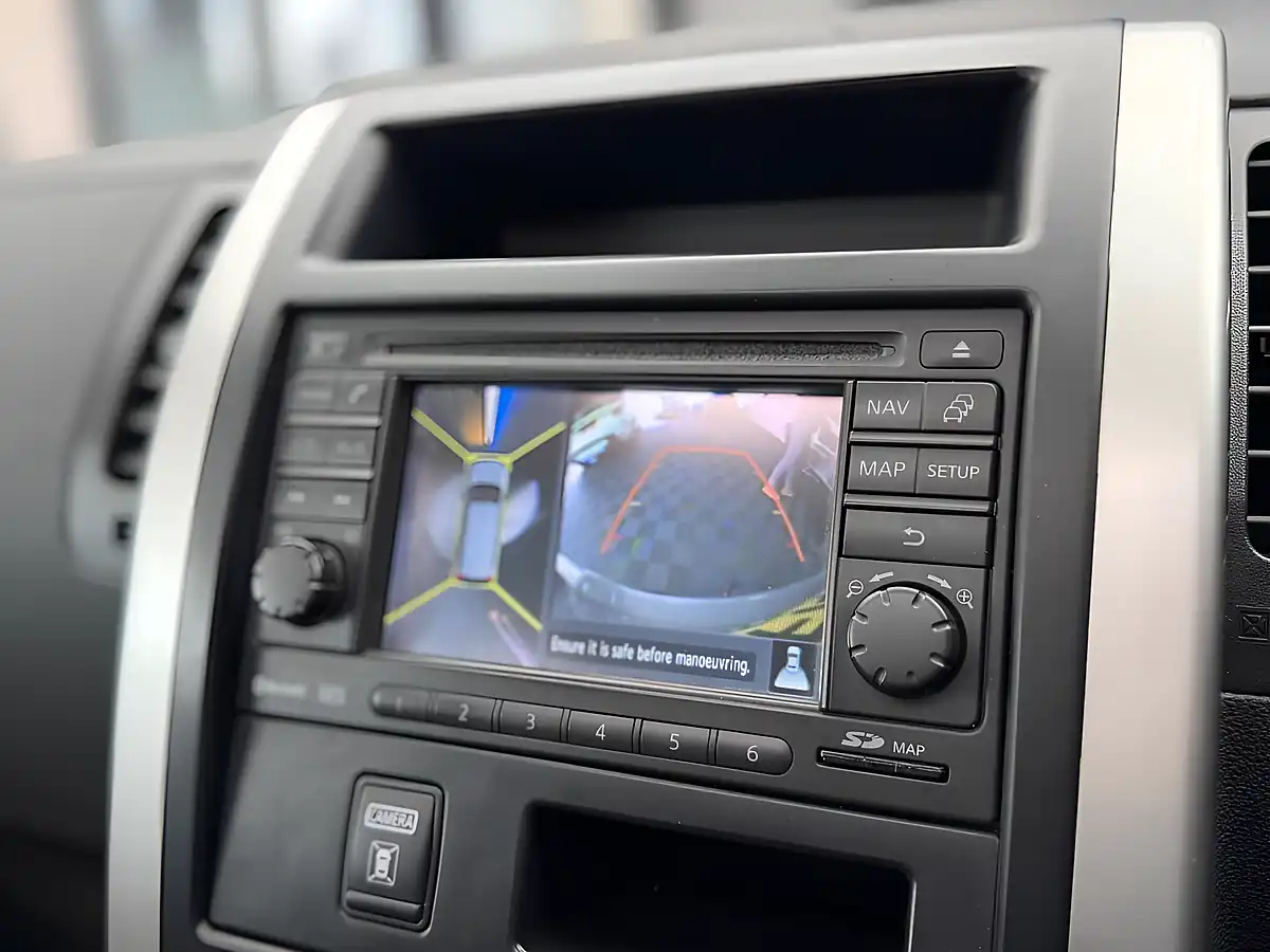 Used 2014 Nissan X-Trail Tekna Grey - Interior and Exterior details 13