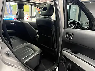 Used 2014 Nissan X-Trail Tekna Grey - Interior and Exterior details 14