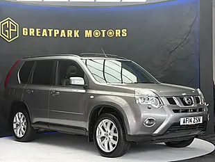 Used 2014 Nissan X-Trail Tekna Grey - Interior and Exterior details 3