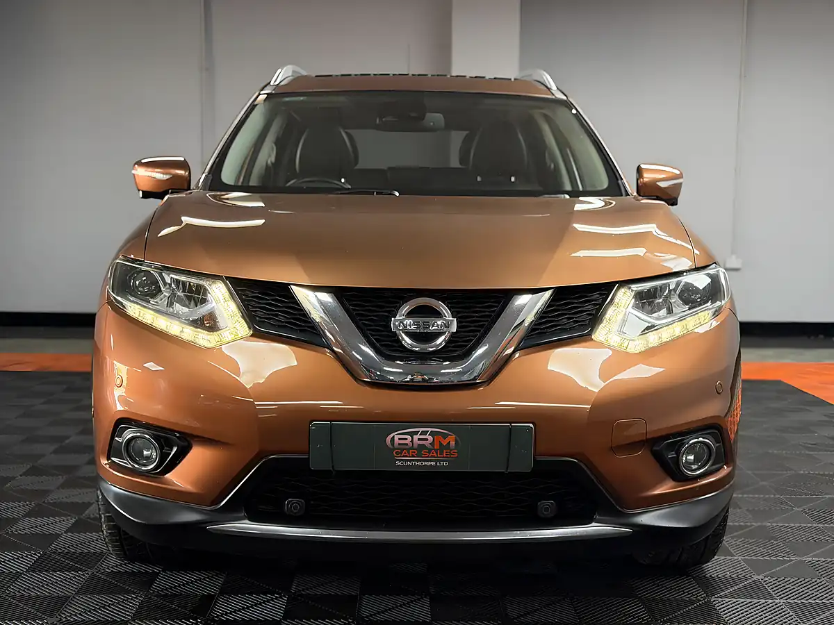 Used 2014 Nissan X-Trail Tekna Orange Metallic - Interior and Exterior details 6