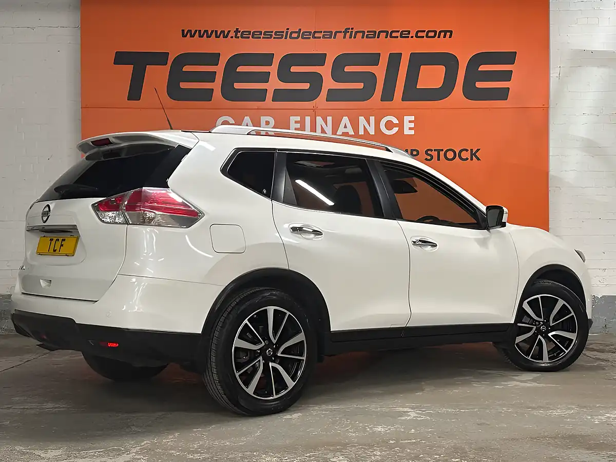 Used 2014 Nissan X-Trail Tekna White - Interior and Exterior details 7