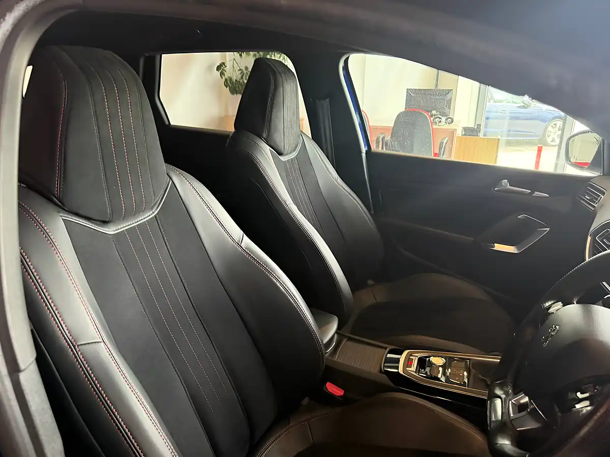 Used 2014 Peugeot 1007 Estate Import Blue - Interior and Exterior details 12